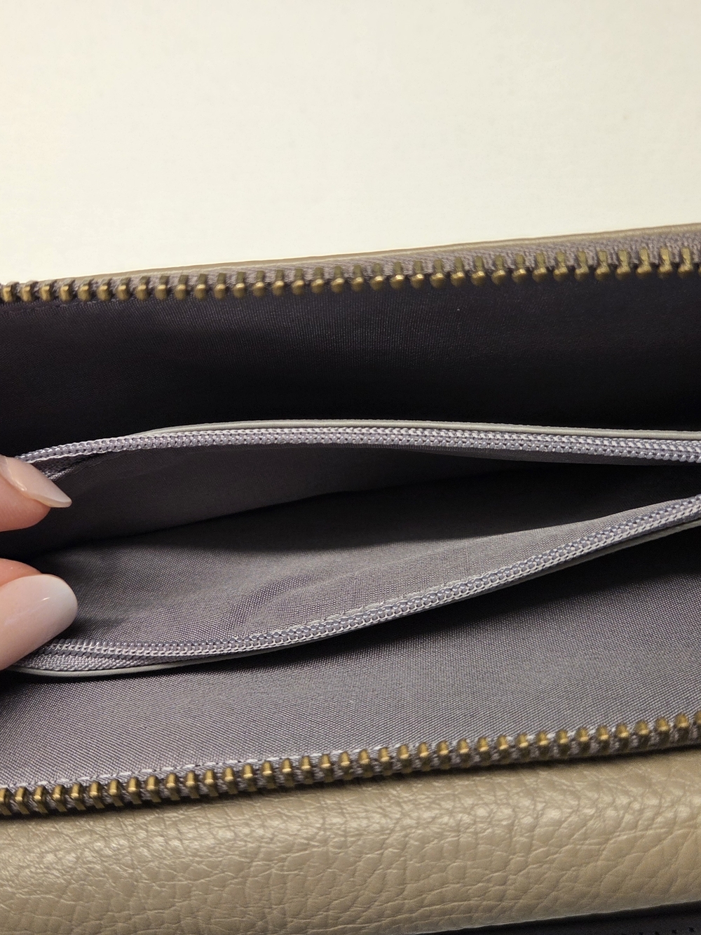 Fossil Taupe Pebbled Leather Wallet Clutch - Picture 9 of 12
